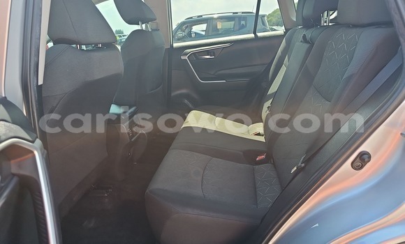 Sayi Imported Toyota RAV4 Sauran Mota in Cotonou a Benin Sayi Imported Toyota RAV4 Sauran Mota in Cotonou a Benin