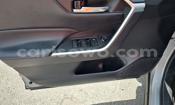 Sayi Imported Toyota RAV4 Sauran Mota in Cotonou a Benin Sayi Imported Toyota RAV4 Sauran Mota in Cotonou a Benin