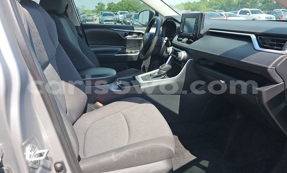 Sayi Imported Toyota RAV4 Sauran Mota in Cotonou a Benin Sayi Imported Toyota RAV4 Sauran Mota in Cotonou a Benin