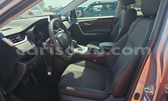 Sayi Imported Toyota RAV4 Sauran Mota in Cotonou a Benin Sayi Imported Toyota RAV4 Sauran Mota in Cotonou a Benin