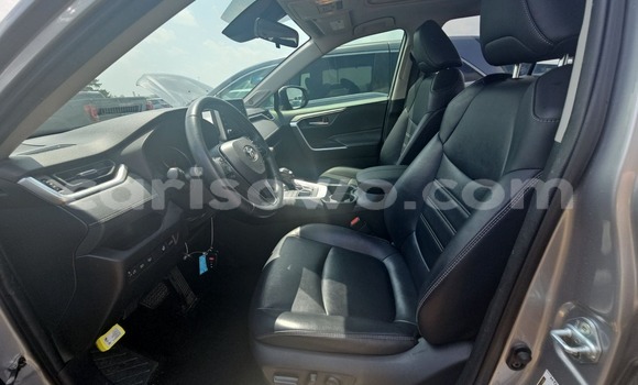 Sayi Imported Toyota RAV4 Sauran Mota in Cotonou a Benin Sayi Imported Toyota RAV4 Sauran Mota in Cotonou a Benin