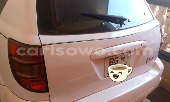 Sayi Na hannu Pontiac Vibe White Mota in Cotonou a Benin Sayi Na hannu Pontiac Vibe White Mota in Cotonou a Benin