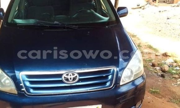 Acheter Occasion Voiture Toyota Avensis Bleu à Cotonou, Benin