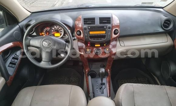 Sayi Na hannu Toyota RAV4 Sauran Mota in Cotonou a Benin Sayi Na hannu Toyota RAV4 Sauran Mota in Cotonou a Benin
