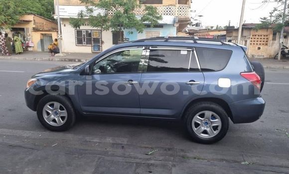 Sayi Na hannu Toyota RAV4 Sauran Mota in Cotonou a Benin Sayi Na hannu Toyota RAV4 Sauran Mota in Cotonou a Benin