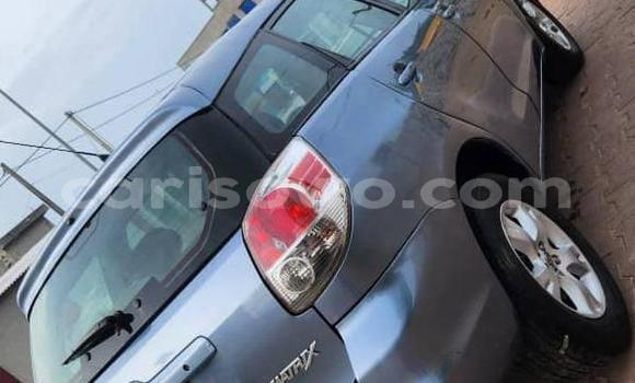 Sayi Na hannu Toyota Matrix Sauran Mota in Cotonou a Benin Sayi Na hannu Toyota Matrix Sauran Mota in Cotonou a Benin