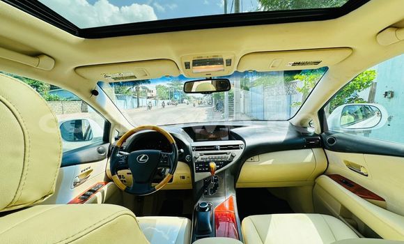 Sayi Na hannu Lexus RX 350 White Mota in Cotonou a Benin Sayi Na hannu Lexus RX 350 White Mota in Cotonou a Benin