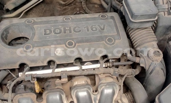 Acheter Occasion Voiture Kia Sorento Blanc à Cotonou, Benin Acheter Occasion Voiture Kia Sorento Blanc à Cotonou, Benin