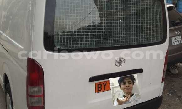 Acheter Occasion Voiture Toyota Hiace Blanc à Cotonou, Benin