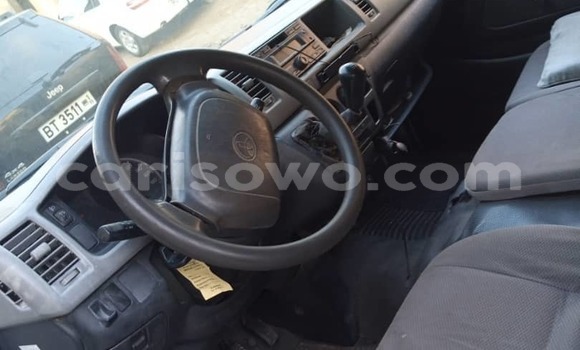 Acheter Occasion Voiture Toyota Hiace Blanc à Cotonou, Benin Acheter Occasion Voiture Toyota Hiace Blanc à Cotonou, Benin