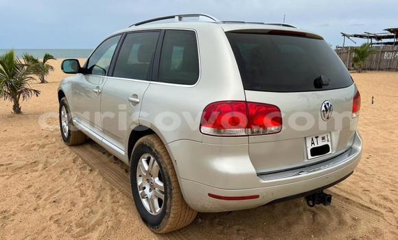 Acheter Occasion Voiture Volkswagen Touareg Gris à Cotonou, Benin