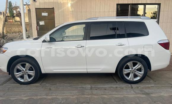 Ra Àlòkù Toyota Highlander Silver Ọkọ̀ in Cotonou ni Benin Ra Àlòkù Toyota Highlander Silver Ọkọ̀ in Cotonou ni Benin