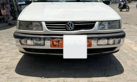 Ra Àlòkù Volkswagen Passat funfun Ọkọ̀ in Cotonou ni Benin Ra Àlòkù Volkswagen Passat funfun Ọkọ̀ in Cotonou ni Benin