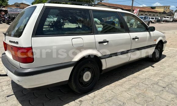 Ra Àlòkù Volkswagen Passat funfun Ọkọ̀ in Cotonou ni Benin Ra Àlòkù Volkswagen Passat funfun Ọkọ̀ in Cotonou ni Benin