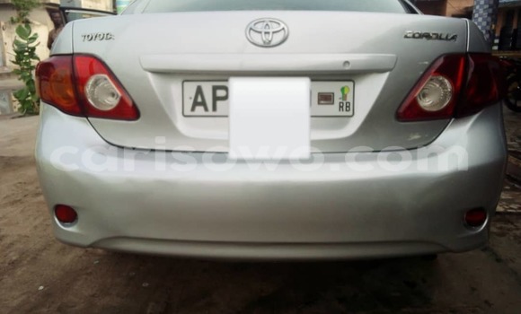 Acheter Occasion Voiture Toyota Corolla Blanc à Cotonou, Benin Acheter Occasion Voiture Toyota Corolla Blanc à Cotonou, Benin
