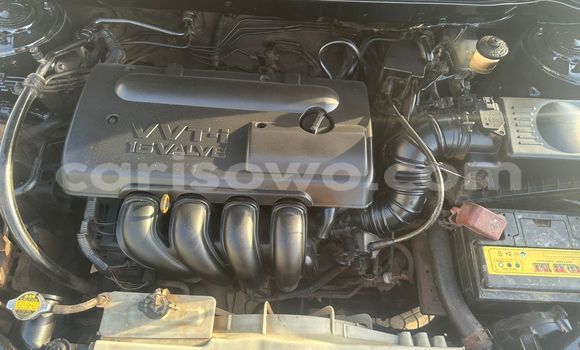 Sayi Na hannu Toyota Corolla Azurfa Mota in Cotonou a Benin Sayi Na hannu Toyota Corolla Azurfa Mota in Cotonou a Benin