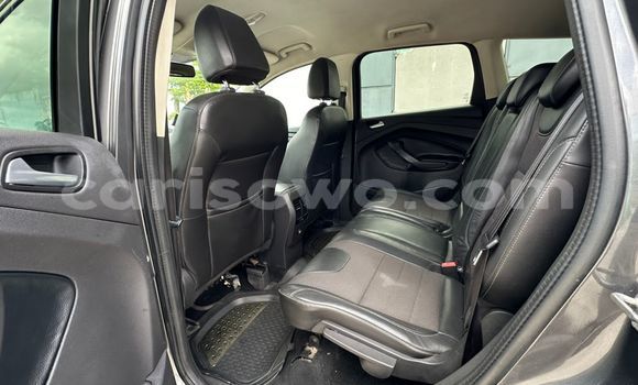 Acheter Occasion Voiture Ford Kuga Noir à Cotonou, Benin Acheter Occasion Voiture Ford Kuga Noir à Cotonou, Benin