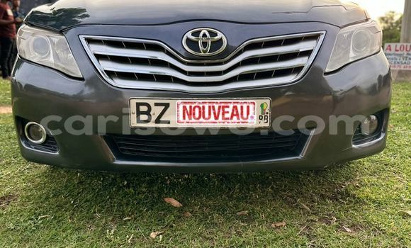 Sayi Na hannu Toyota Camry Brown Mota in Cotonou a Benin Sayi Na hannu Toyota Camry Brown Mota in Cotonou a Benin