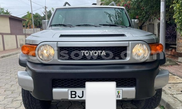 Acheter Occasion Voiture Toyota FJ Cruiser Gris à Cotonou, Benin