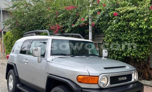 Buy Used Toyota FJ Cruiser Silver Car in Cotonou in Benign Buy Used Toyota FJ Cruiser Silver Car in Cotonou in Benign