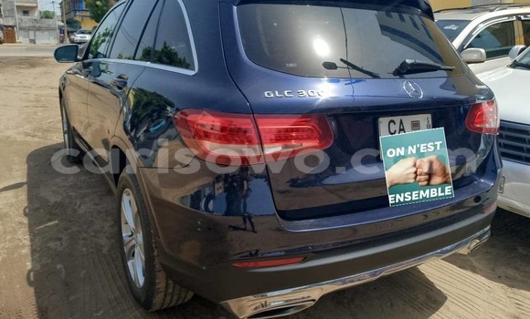 Ra Àlòkù Mercedes-Benz GLC Blue Ọkọ̀ in Cotonou ni Benin Ra Àlòkù Mercedes-Benz GLC Blue Ọkọ̀ in Cotonou ni Benin