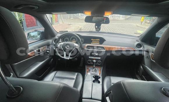 Acheter Occasion Voiture Mercedes-Benz 300–Series Autre à Abomey Calavi, Benin Acheter Occasion Voiture Mercedes-Benz 300–Series Autre à Abomey Calavi, Benin