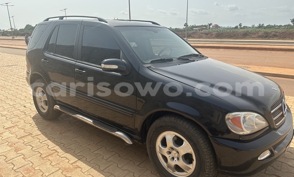 Buy Used Mercedes-Benz ML–Class Blue Car in Cotonou in Benign Buy Used Mercedes-Benz ML–Class Blue Car in Cotonou in Benign