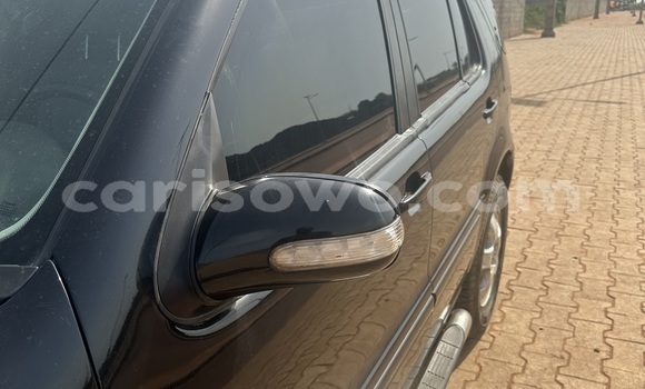 Buy Used Mercedes-Benz ML–Class Blue Car in Cotonou in Benign Buy Used Mercedes-Benz ML–Class Blue Car in Cotonou in Benign
