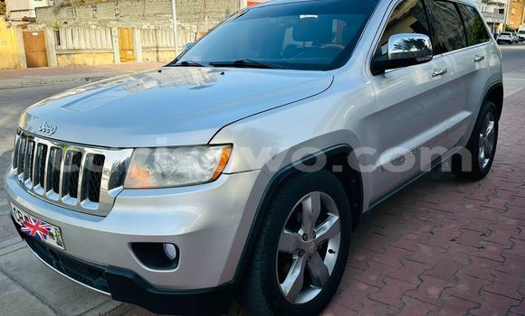Acheter Occasion Voiture Jeep Grand Cherokee Gris à Cotonou, Benin