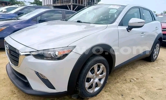 Acheter Occasion Voiture Mazda CX-3 Blanc à Cotonou, Benin Acheter Occasion Voiture Mazda CX-3 Blanc à Cotonou, Benin