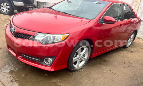 Ra Àlòkù Toyota Camry Red Ọkọ̀ in Cotonou ni Benin Ra Àlòkù Toyota Camry Red Ọkọ̀ in Cotonou ni Benin
