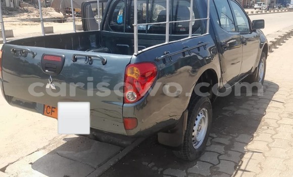 Acheter Occasion Voiture Mitsubishi L200 Noir à Cotonou, Benin Acheter Occasion Voiture Mitsubishi L200 Noir à Cotonou, Benin