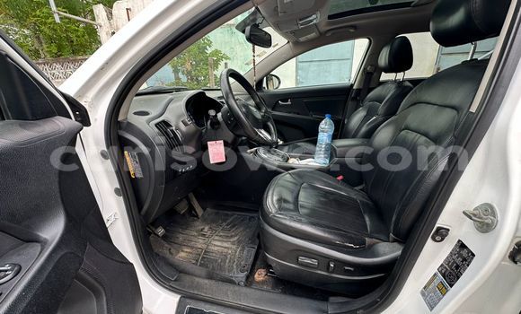 Buy Used Kia Sportage White Car in Cotonou in Benign Buy Used Kia Sportage White Car in Cotonou in Benign