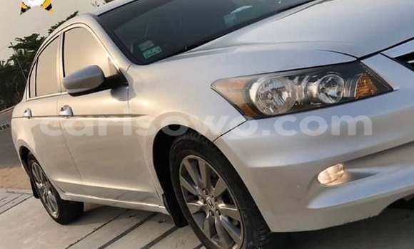 Buy Used Toyota Avalon Silver Car in Cotonou in Benign Buy Used Toyota Avalon Silver Car in Cotonou in Benign