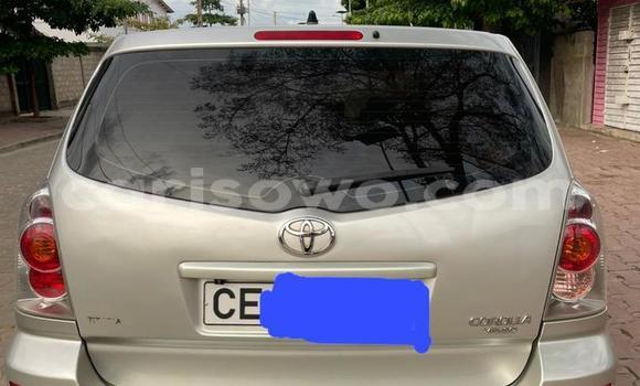 Ra Àlòkù Toyota Corolla Verso Silver Ọkọ̀ in Cotonou ni Benin Ra Àlòkù Toyota Corolla Verso Silver Ọkọ̀ in Cotonou ni Benin