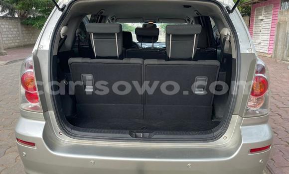 Ra Àlòkù Toyota Corolla Verso Silver Ọkọ̀ in Cotonou ni Benin Ra Àlòkù Toyota Corolla Verso Silver Ọkọ̀ in Cotonou ni Benin