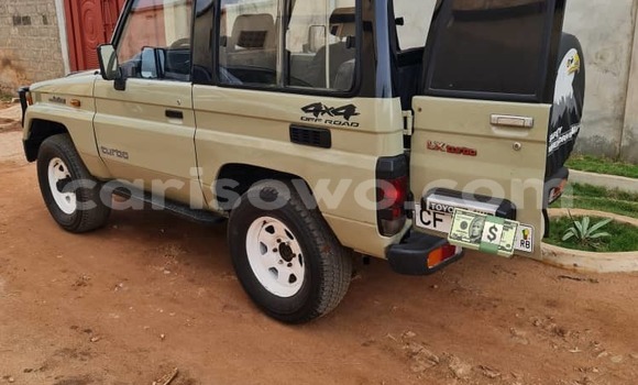 Sayi Na hannu Toyota Land Cruiser Sauran Mota in Cotonou a Benin Sayi Na hannu Toyota Land Cruiser Sauran Mota in Cotonou a Benin