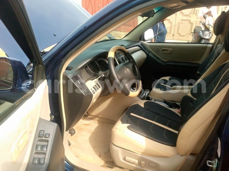 Big with watermark toyota highlander benin cotonou 20333