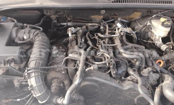 Ra Àlòkù Volkswagen Amarok funfun Ọkọ̀ in Cotonou ni Benin Ra Àlòkù Volkswagen Amarok funfun Ọkọ̀ in Cotonou ni Benin