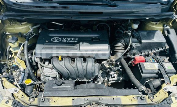 Acheter Occasion Voiture Toyota Corolla Verso Vert à Cotonou, Benin Acheter Occasion Voiture Toyota Corolla Verso Vert à Cotonou, Benin