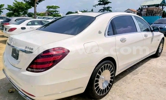 Acheter Occasion Voiture Mercedes-Benz Maybach S-klasse Blanc à Cotonou, Benin