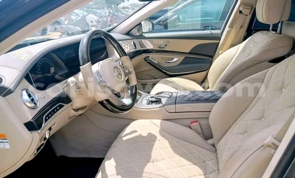 Sayi Sabo Mercedes-Benz Maybach S-klasse Sauran Mota in Cotonou a Benin Sayi Sabo Mercedes-Benz Maybach S-klasse Sauran Mota in Cotonou a Benin