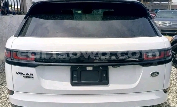 Sayi Na hannu Range Rover Range Rover White Mota in Cotonou a Benin Sayi Na hannu Range Rover Range Rover White Mota in Cotonou a Benin