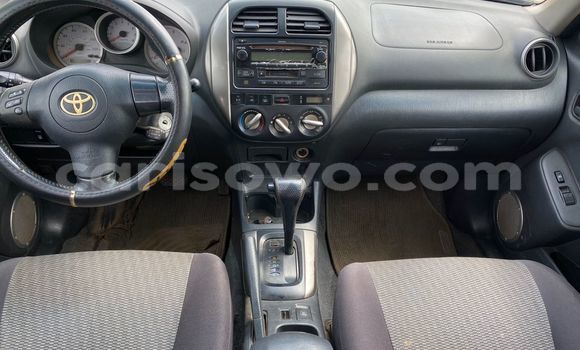 Acheter Occasion Voiture Toyota RAV4 Noir à Cotonou, Benin Acheter Occasion Voiture Toyota RAV4 Noir à Cotonou, Benin