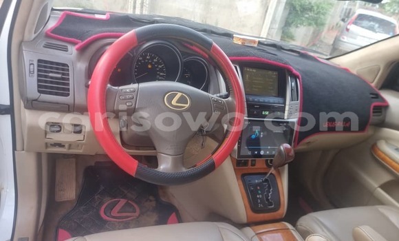 Sayi Na hannu Lexus RX 350 Azurfa Mota in Cotonou a Benin Sayi Na hannu Lexus RX 350 Azurfa Mota in Cotonou a Benin