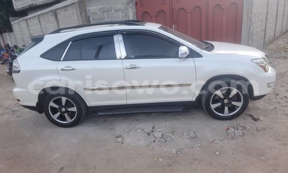 Sayi Na hannu Lexus RX 350 Azurfa Mota in Cotonou a Benin Sayi Na hannu Lexus RX 350 Azurfa Mota in Cotonou a Benin
