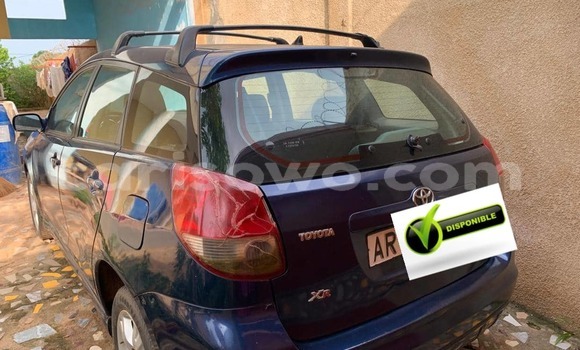 Sayi Na hannu Toyota Matrix Blue Mota in Cotonou a Benin