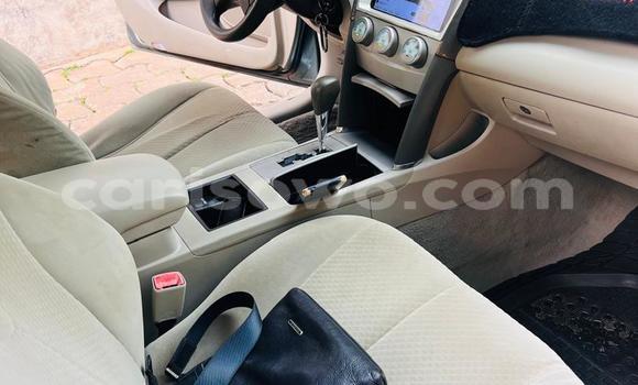 Ra Àlòkù Toyota Camry Silver Ọkọ̀ in Cotonou ni Benin Ra Àlòkù Toyota Camry Silver Ọkọ̀ in Cotonou ni Benin