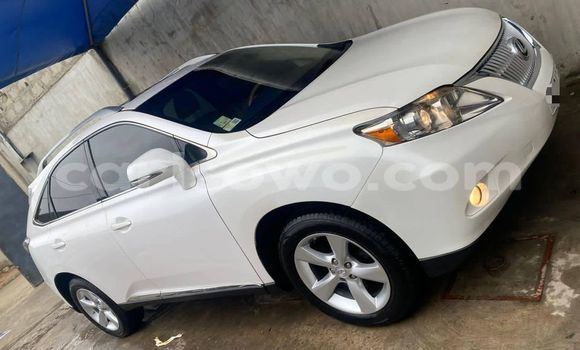 Acheter Occasion Voiture Lexus RX 350 Blanc à Cotonou, Benin Acheter Occasion Voiture Lexus RX 350 Blanc à Cotonou, Benin