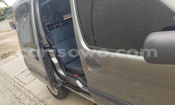 Acheter Occasion Voiture Renault Kangoo Autre à Cotonou, Benin Acheter Occasion Voiture Renault Kangoo Autre à Cotonou, Benin